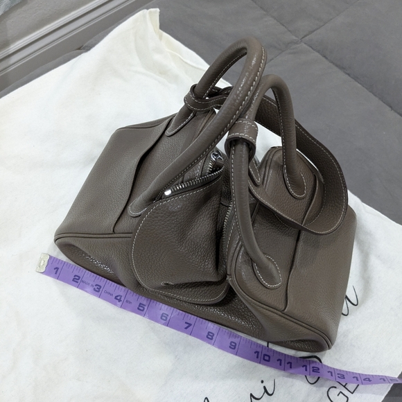 Elegant Brown Satchel Bag - Picture 15 of 16